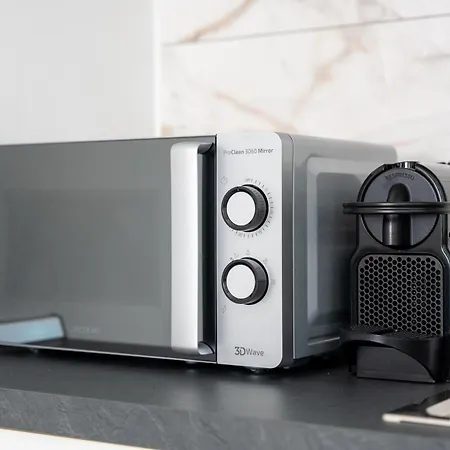 Elegante Piano Terra A 200 Mt Dal Mare Appartement