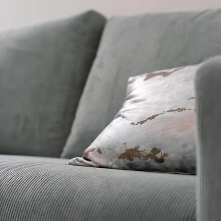 Appartement Elegante Piano Terra A 200 Mt Dal Mare