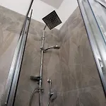 Apartment Elegante Piano Terra A 200 Mt Dal Mare