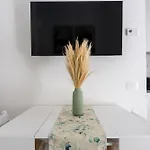 Elegante Piano Terra A 200 Mt Dal Mare *