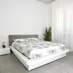 Elegante Piano Terra A 200 Mt Dal Mare *