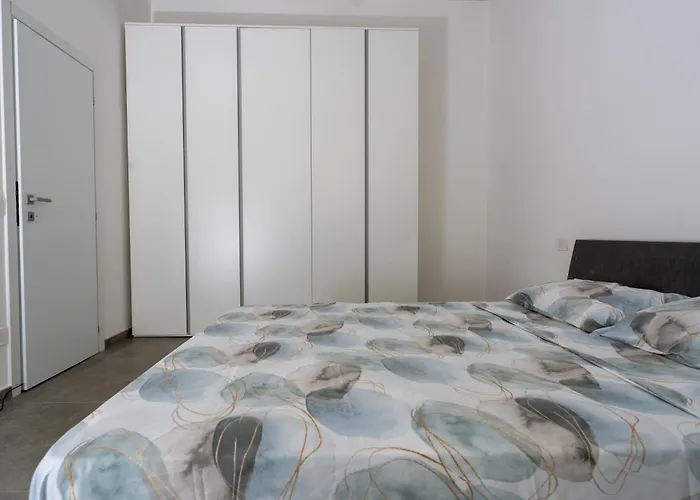 Elegante Piano Terra A 200 Mt Dal Mare Lägenhet *