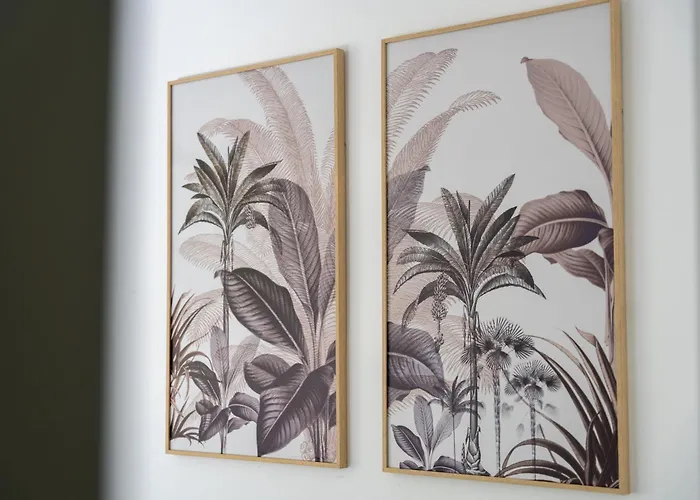 Elegante Piano Terra A 200 Mt Dal Mare アパート