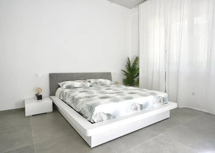 Elegante Piano Terra A 200 Mt Dal Mare *